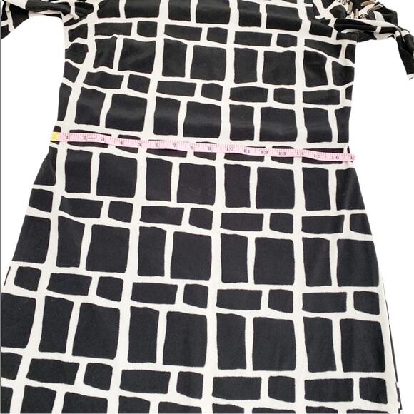 A/X Armani Exchange Black & White Windowpane Print Embellished Shoulder Dress, 2 - Picture 5 of 10